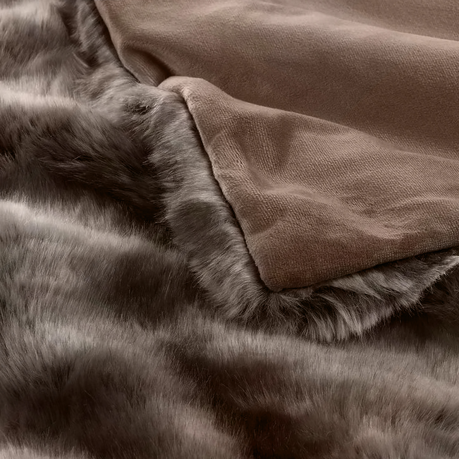 Timber Wolf Faux Fur Throw